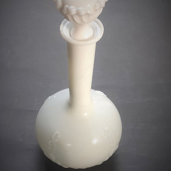 Milk Glass Victorian Decanter Apothecary Barber Bottle with Stopper Antique 11" - Picture 10 of 12